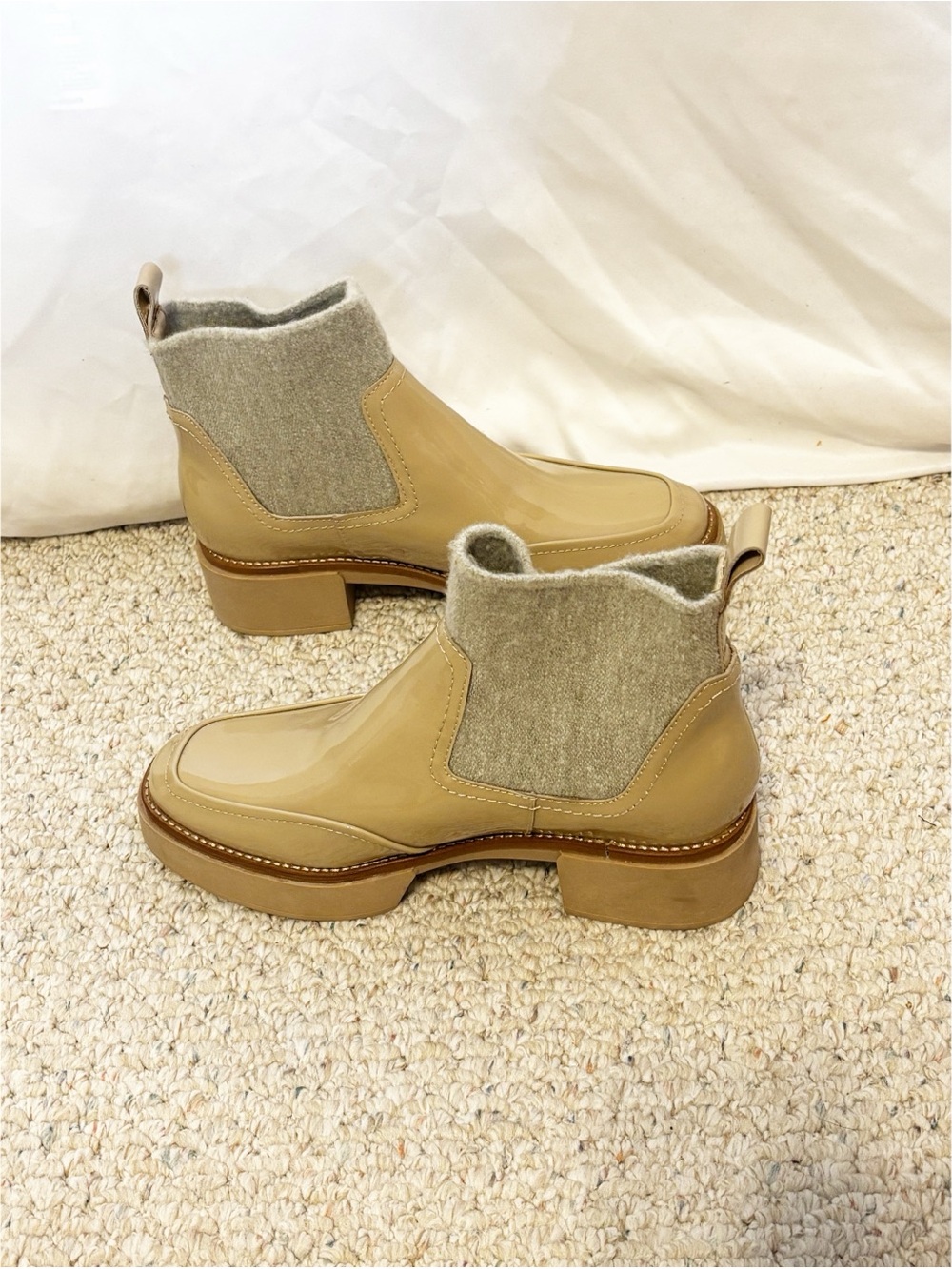 Dolce Vita Saline H2O Waterproof Platform Booties in the color dune size 9.5 - Picture 6 of 8